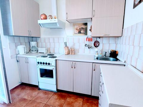 квартира за адресою Автозаводська вул., 81