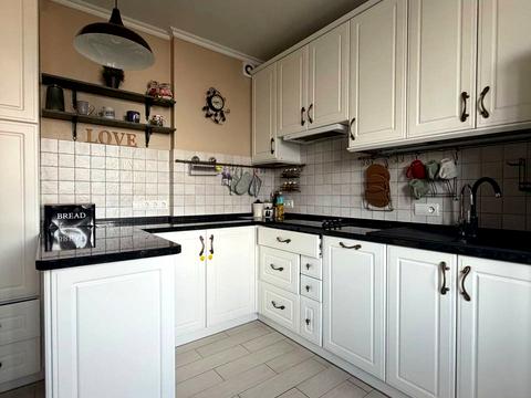 квартира по адресу Авиаконструктора Игоря Сикорского ул. (Танковая), 1-А