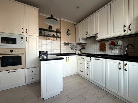 квартира по адресу Авиаконструктора Игоря Сикорского ул. (Танковая), 1-А