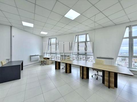 комерційна за адресою Кловський узвіз (Кловський), 7a