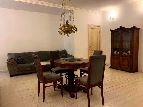 квартира за адресою Шота Руставелі вул., 20