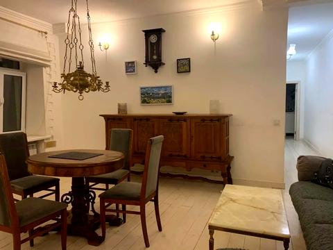 квартира за адресою Шота Руставелі вул., 20