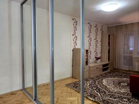 квартира за адресою Ростиславська вул. (Маршала Рибалка), 3