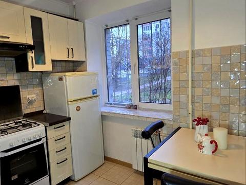 квартира за адресою Ростиславська вул. (Маршала Рибалка), 3