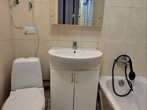 квартира за адресою Ростиславська вул. (Маршала Рибалка), 3