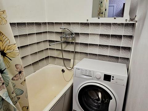 квартира за адресою Героїв полку "Азов" вул. (Маршала Малиновського), 7-А