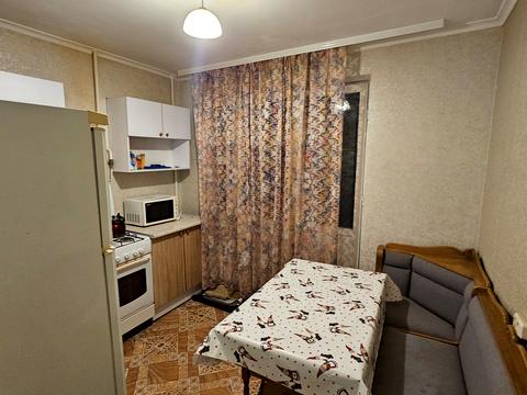 квартира за адресою Героїв полку "Азов" вул. (Маршала Малиновського), 7-А