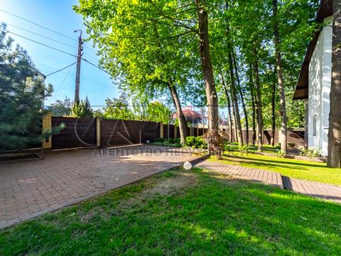 будинок за адресою Жовтнева