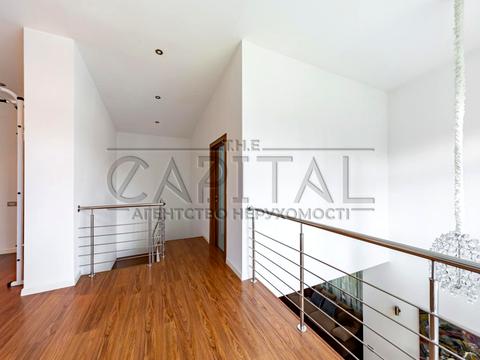 будинок за адресою Жовтнева