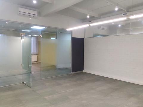 комерційна за адресою Залізничне шосе, 2А