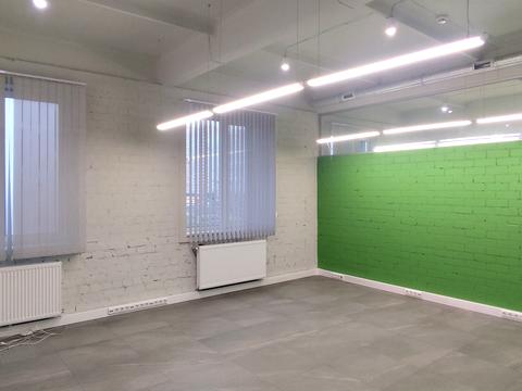 комерційна за адресою Залізничне шосе, 2А