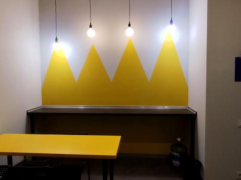 комерційна за адресою Залізничне шосе, 2А