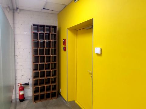 комерційна за адресою Залізничне шосе, 2А