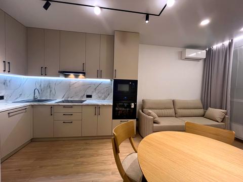 квартира за адресою Віктора Некрасова вул. (Північно-Сирецька), 10-А