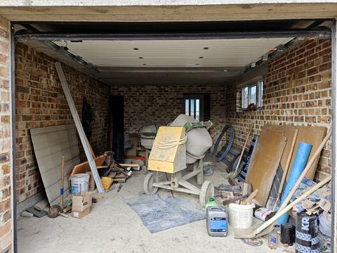 дом по адресу  ул.