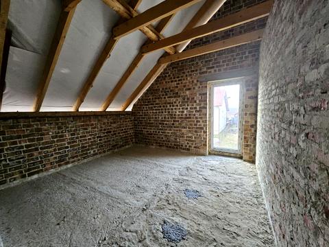 дом по адресу  ул.