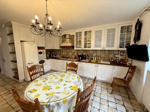 будинок за адресою Ірпінь, Університетська вул.