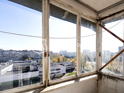 квартира за адресою Сержа Лифаря вул. (Олександра Сабурова), 16