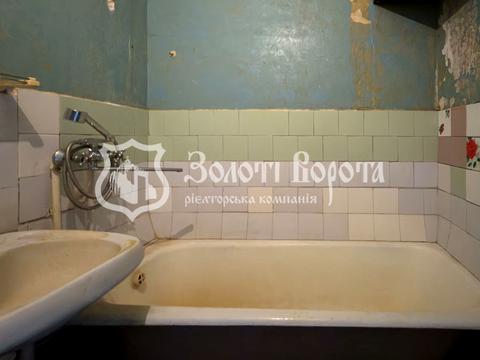 квартира за адресою Сержа Лифаря вул. (Олександра Сабурова), 16