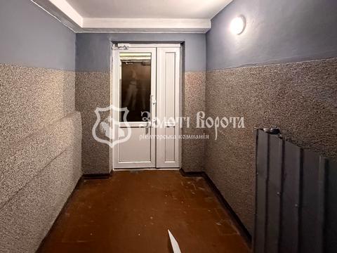 квартира за адресою Сержа Лифаря вул. (Олександра Сабурова), 16