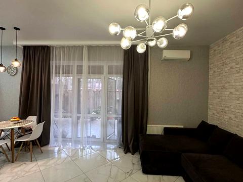 будинок за адресою Літературна вул. (Чехова)