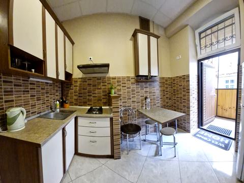 квартира за адресою Пекарська вул., 15