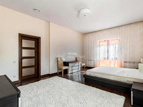 дом по адресу Святищенская ул.