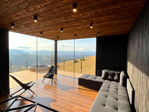 будинок за адресою смт. Верховина, Жаб'євська вул.