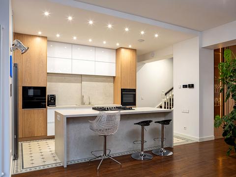 будинок за адресою Володимира Самійленка вул. (), 18