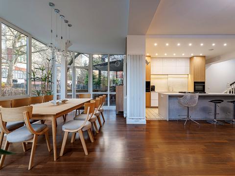 будинок за адресою Володимира Самійленка вул. (), 18