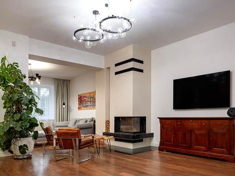 будинок за адресою Володимира Самійленка вул. (), 18