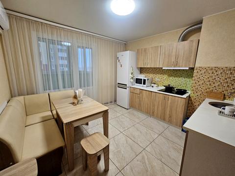 квартира за адресою Сергія Данченка вул., 1