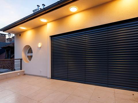 будинок за адресою Володимира Самійленка вул. (), 18