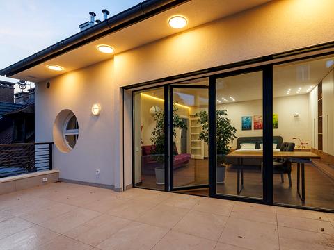 будинок за адресою Володимира Самійленка вул. (), 18