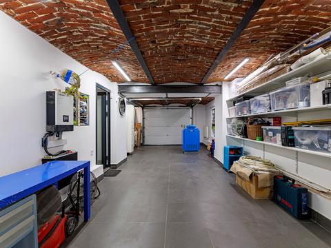 будинок за адресою Володимира Самійленка вул. (), 18