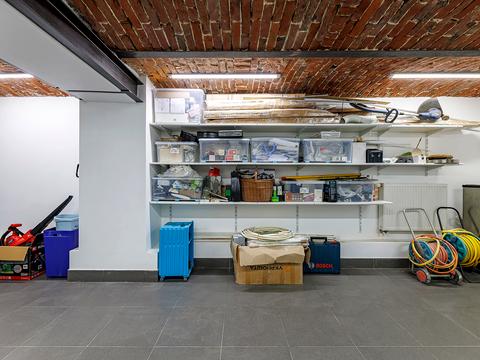 будинок за адресою Володимира Самійленка вул. (), 18