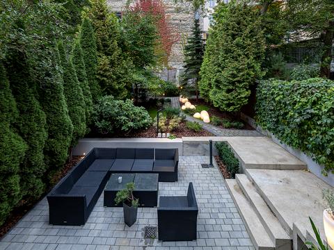 будинок за адресою Володимира Самійленка вул. (), 18