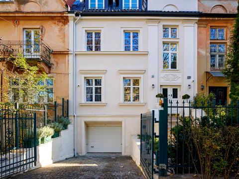 будинок за адресою Володимира Самійленка вул. (), 18