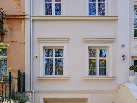 будинок за адресою Володимира Самійленка вул. (), 18