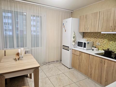 квартира за адресою Сергія Данченка вул., 1