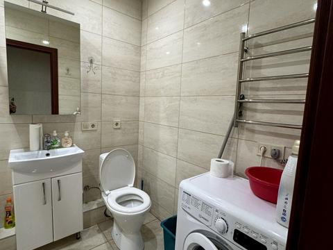 квартира за адресою Сергія Данченка вул., 1