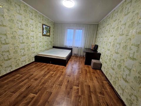 квартира за адресою Сергія Данченка вул., 1