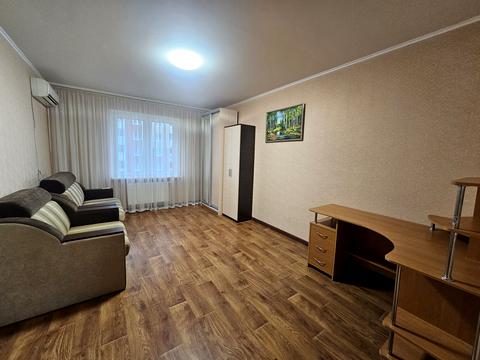 квартира за адресою Сергія Данченка вул., 1