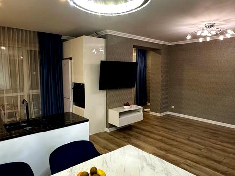 квартира за адресою Набережна Перемоги вул., 44