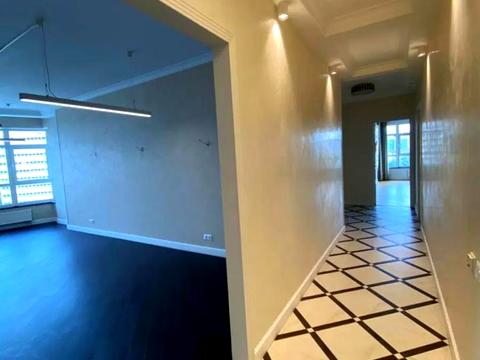 комерційна за адресою Кловський узвіз, 7-А