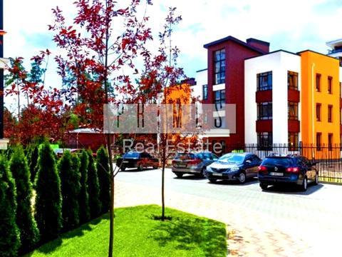 комерційна за адресою Прорізна, 1