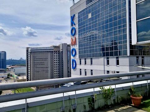 коммерческая по адресу Митрополита Андрея Шептицкого ул. (Анатолія Луначарського), 4а