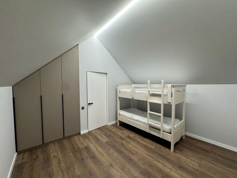 будинок за адресою Райдужна вул., 65