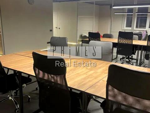 комерційна за адресою Ділова вул. (Димитрова), 2-Б