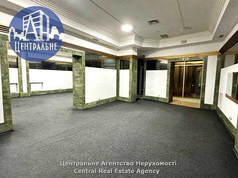 комерційна за адресою Вокзальна, 21